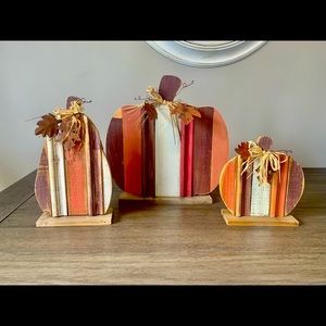 Wooden Pumpkins- Set of 3